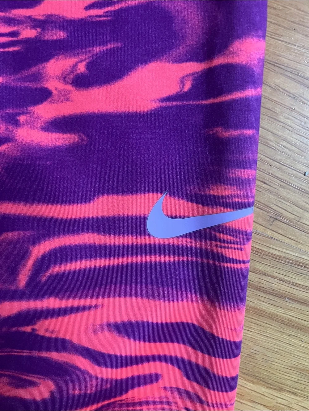 Nike Dry Fit Pro Purple & Pink Small Capri Leggings